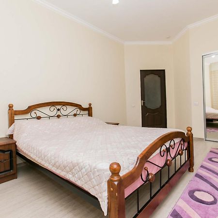 Apartament Spatios In Complex Residential 키시나우 외부 사진