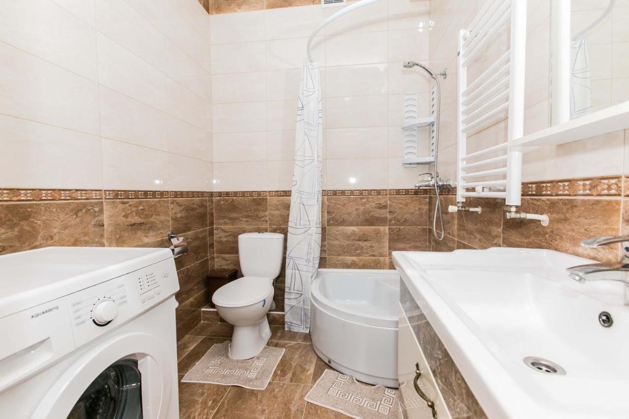 Apartament Spatios In Complex Residential 키시나우 외부 사진