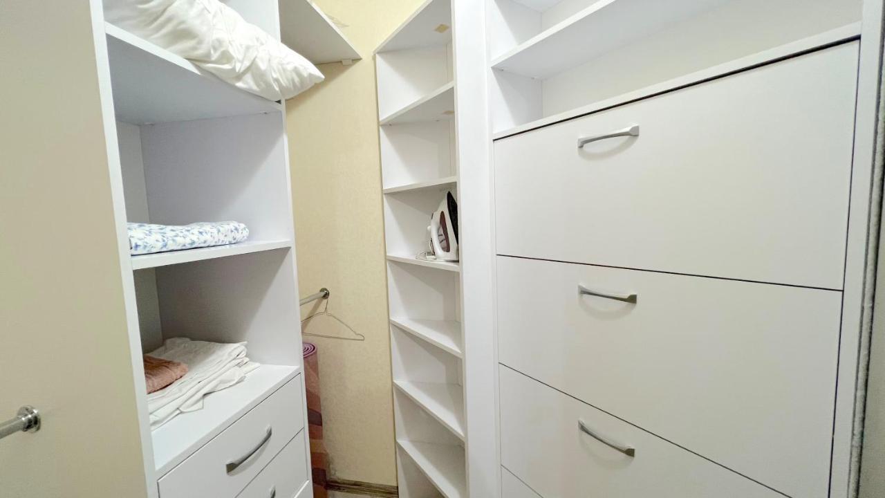 Apartament Spatios In Complex Residential 키시나우 외부 사진